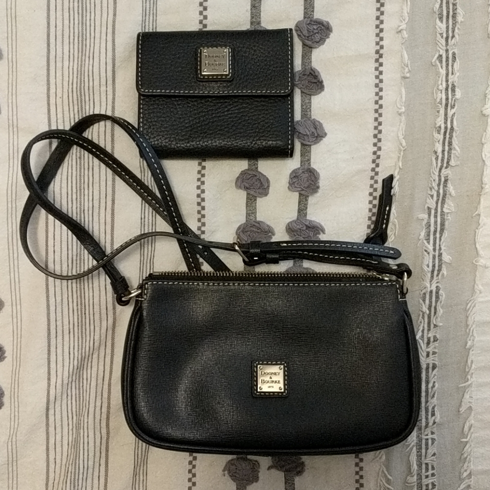 Dooney & Bourke crossbody